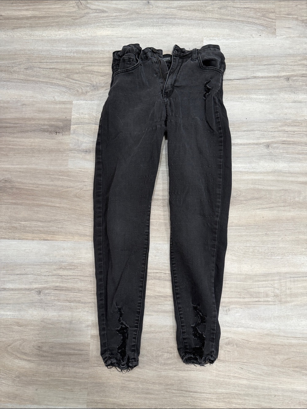 Just Black Denim High-Rise Distressed Skinny Jeans